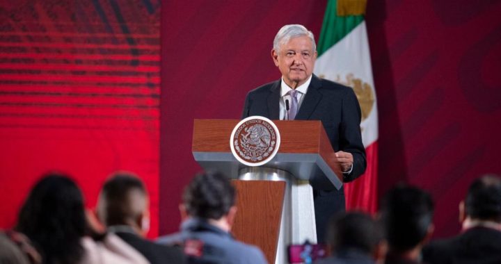 AMLO y altos funcionarios  se congelarán  salario por COVID-19