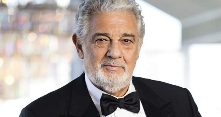 Plácido Domingo es hospitalizado por Covid-19