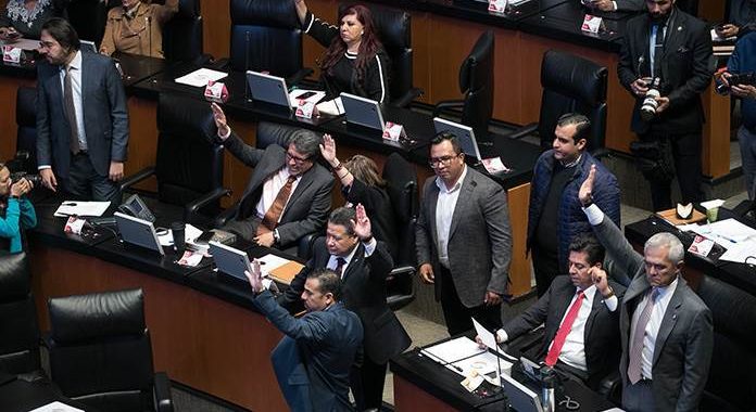 Oposición no asistirá a sesión en el Senado de este lunes