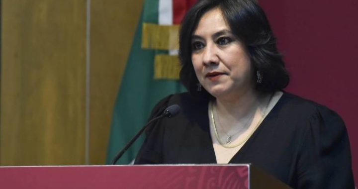 La secretaria Irma Eréndira Sandoval da positivo a Covid-19