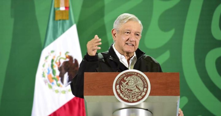 Alcocer y López-Gatell me han dicho que no necesito Cubrebocas: López Obrador