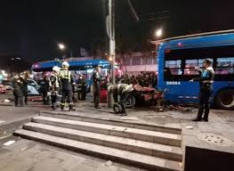 Fatal accidente deja dos muertos frente a Plaza Garibaldi