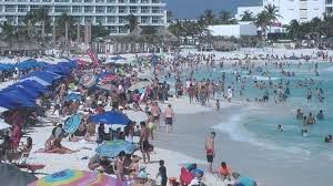 Reabiertas al turismo todas las playas públicas de Cancún