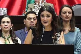 Martha Romo, diputada que le entregó al titular de SSa una urna para cenizas, tiene COVID-19