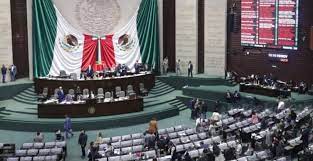 Diputados posponen discusión de iniciativa de outsourcing