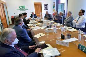 Bartlett pide a directivos de CFE cerrar filas con la reforma eléctrica