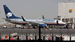 Aeroméxico pacta con Profeco ya no cobrar por equipaje de mano