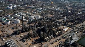 En enero se cierra compra de refinería Deer Park