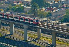 Construirán puente vehicular que conecte con tren suburbano con destino al AIFA