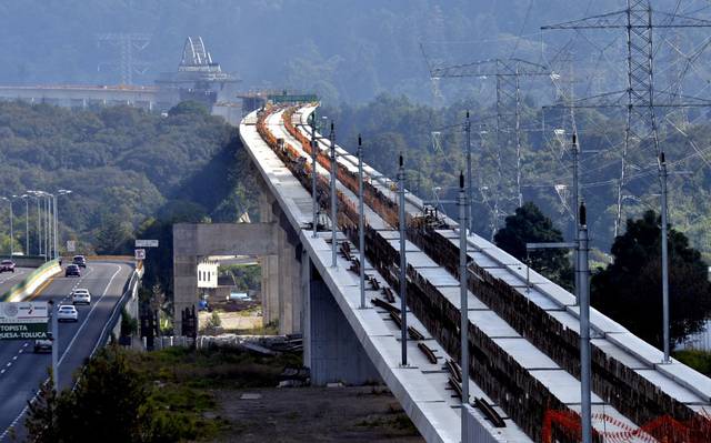 construcción del Tren Suburbano DE TOLUCA. ARCHIVO EL SOL DE TOLUCA (4)