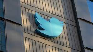 Twitter comienza servicio de suscripción mensual para verificar cuentas