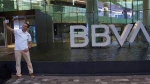 BBVA pierde juicio con el SAT: debe pagar 1,620 mdp por crédito fiscal