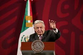 Ya se va y aún promete que se establecerá sistema de salud pública para todos los mexicanos: AMLO￼