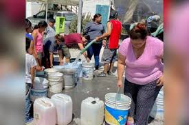 Colonias de Nuevo León se quedan sin agua en plena ola de calor