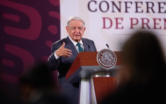 AMLO revela cuándo se repartirá dinero a 11 mil centros de salud