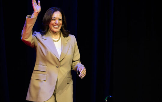 Harris espera ganar la nominación demócrata y “derrotar a Donald Trump”￼