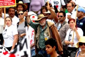 Marchan por la paz en frontera con Guatemala￼