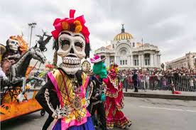 Todo un éxito el Gran Desfile de Día de Muertos