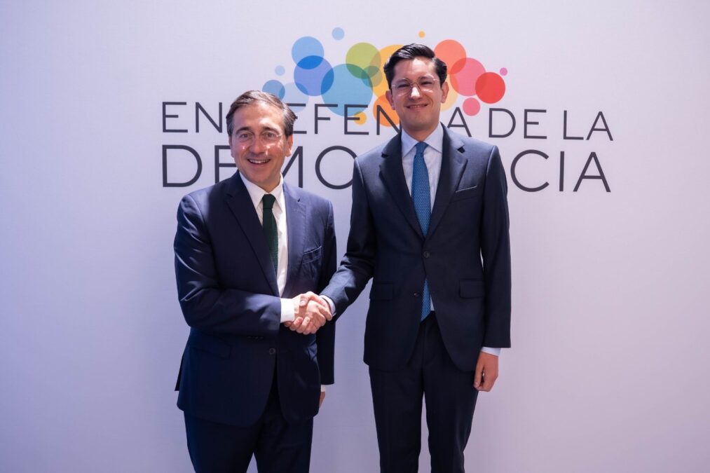 7B5EHBAR6VD3LA3TQ3ZXXZRSDE